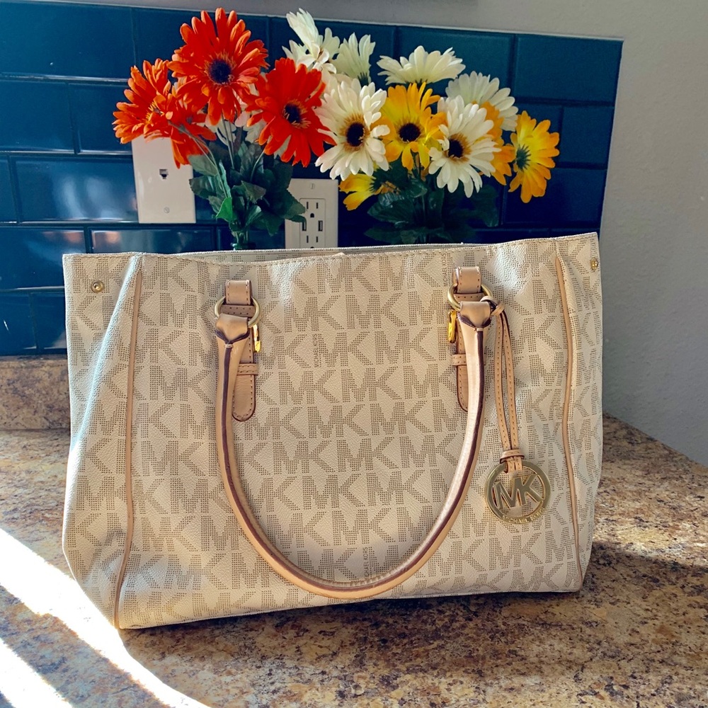 MK Michael Kors purse AUTHENTIC